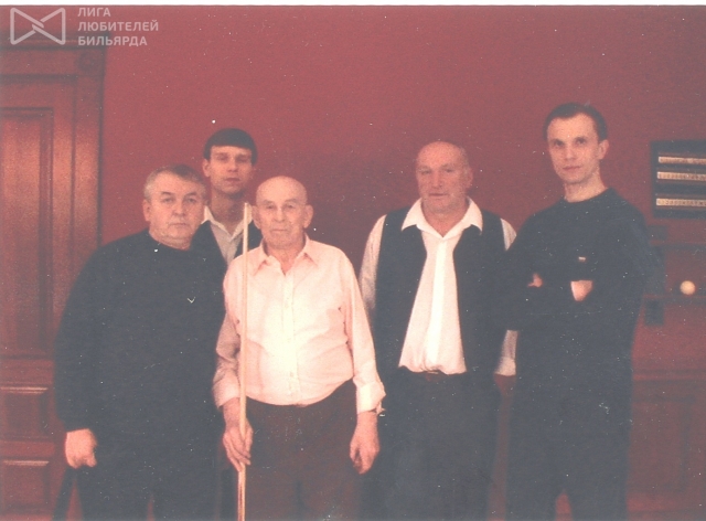 ярославль 2004г. играющему деде гавриле 94года..jpg